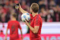 Fussball / firo FC Bayern - VfB Stuttgart 19.10.2024