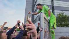 Fussball   / firo VfL Osnabrück - FC Schalke  07.05.2024