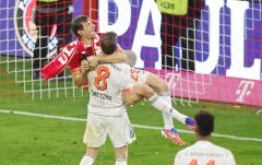 Fussball / firo Bayern - Gladbach 10.05.2025