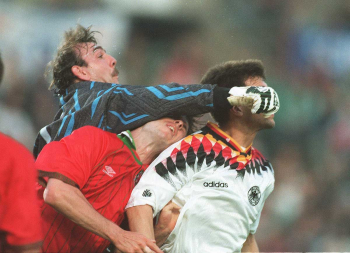 Sportfoto des Jahres 1995   2.Platz Kategorie Fußball - Jürgen Fromme